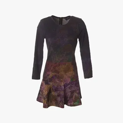 欧博服饰搭配